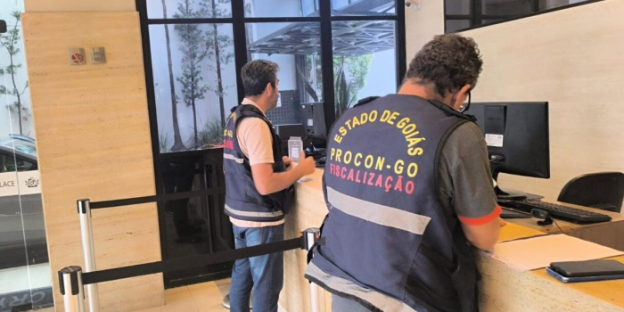 Procon Goiás fiscaliza hotéis de Goiânia contra preços abusivos durante MotoGP